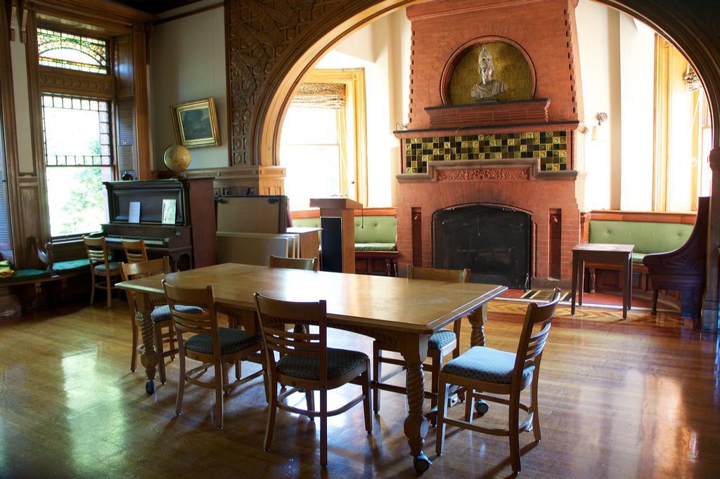 The Lincoln Public Library's Tarbell Room.